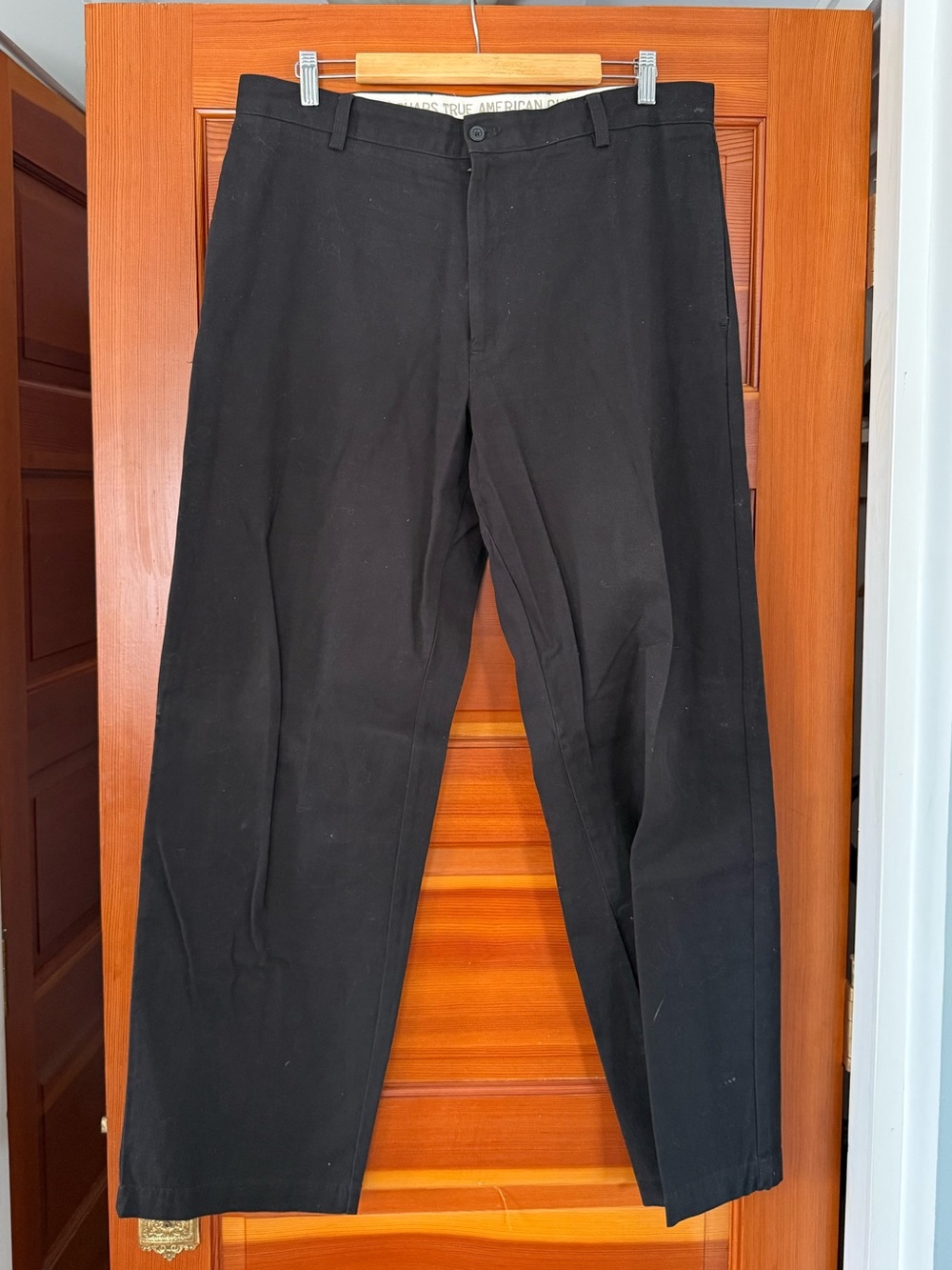 Chaps Chino in Black
